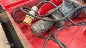 HILTI TE1000 110v breaker c/w case - 2