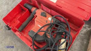 HILTI TE56 110v breaker c/w case - 2