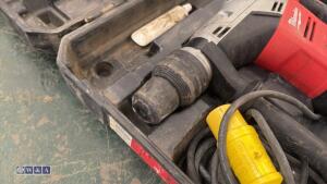MILWAUKEE 110v breaker c/w case - 2