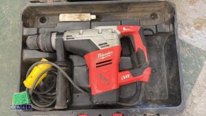 MILWAUKEE 110v breaker c/w case - 4