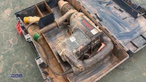 BOSCH 110v breaker c/w case - 2