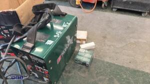 PARKSIDE PFDS33B2 240v wire welder c/w extra tips & wire - 4