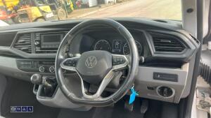 Volkswagen vw transporter t6 flat bed pickup - 27