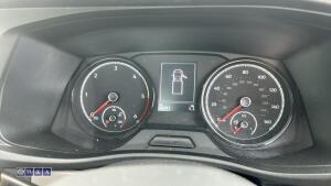 Volkswagen vw transporter t6 flat bed pickup - 29