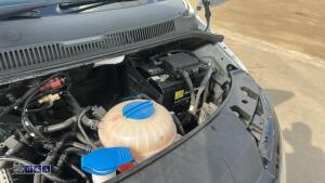 Volkswagen vw transporter t6 flat bed pickup - 33