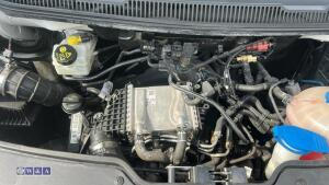 Volkswagen vw transporter t6 flat bed pickup - 35
