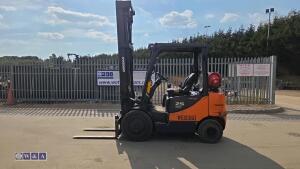 Doosan D25P-5 gas forklift - 2