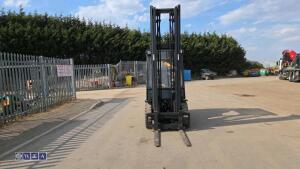 Doosan D25P-5 gas forklift - 8
