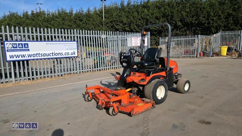 Kubota F3890 outfront mower