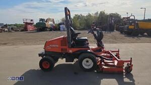 Kubota F3890 outfront mower - 6