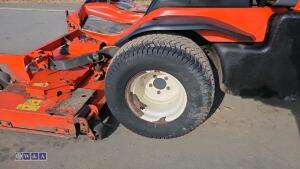 Kubota F3890 outfront mower - 9