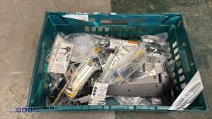 Tray of ironmongery hinges, hasp & staples - 4