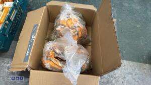 Box & 2 x bags of TURBO GOLD wood screws - 2