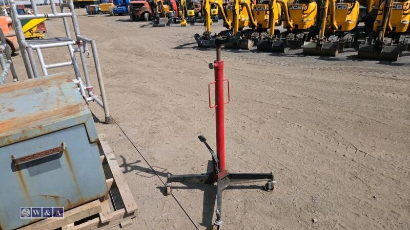 Transmission jack