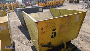 Forklift tipping skip - 3