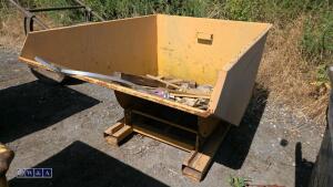 Forklift tipping skip - 2