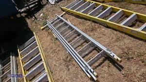 Aluminium triple extendable ladder - 3
