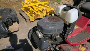 TORO ride on mower - 11