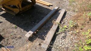 Pair of forklift tine extensions - 3