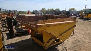 Hydraulic tipping skip c/w quick release coupling - 3
