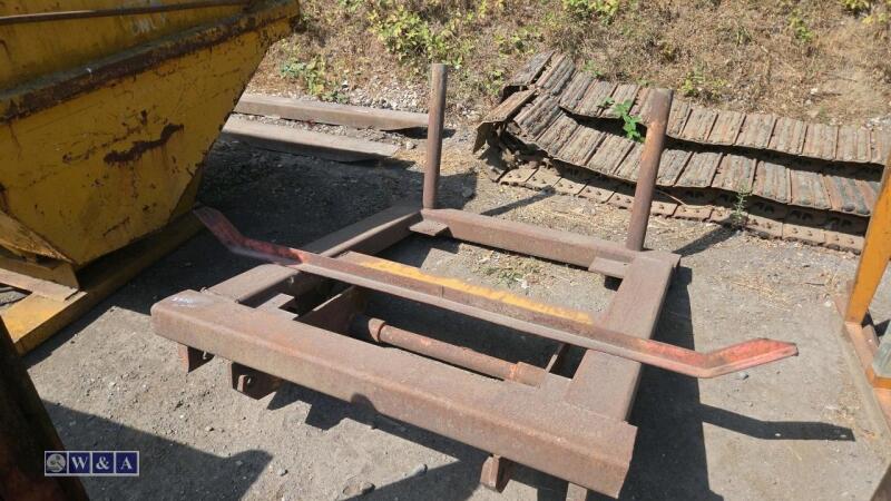 Bag lifter (to suit Bobcat or Manitou telehandler, 2400kg capacity)