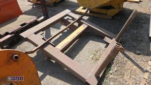 Bag lifter (to suit Bobcat or Manitou telehandler, 2400kg capacity) - 4