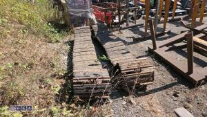 Pair of 8t steel tracks - 2