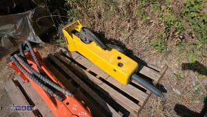 ATLAS COPCO RX3 hydraulic machine breaker c/w hoses (30mm pins - 2