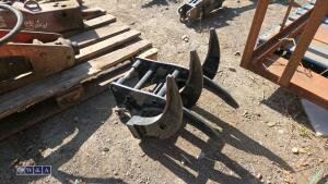 Log grab - 2