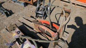 Hydraulic breaker to suit excavator - 4