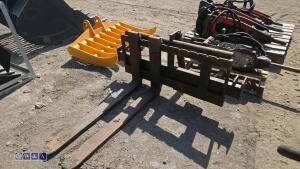 Forks & backplate - 2