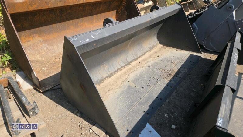 90'' front loader bucket (to suit JCB)