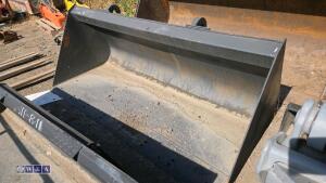 90'' front loader bucket (to suit JCB) - 2