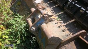 3ft digging bucket (to suit Volvo ECR8.8)(60mm pins) - 4