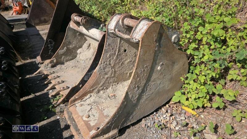 22'' digging bucket (65mm pins)