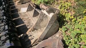 18'' digging bucket (to suit Volvo ECR8.8)(60mm pins)