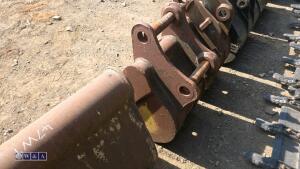 11'' Digging bucket (35mm pins) - 3