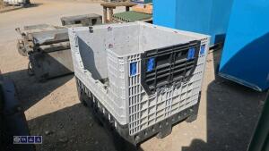 Plastic pallet crate - 4