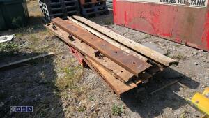 Pallet of road formers - 4