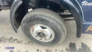 Ford d series recovery truck - 8