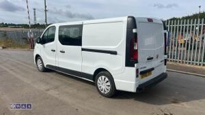 Vauxhall vivaro bi turbo - 3