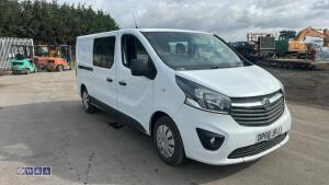 Vauxhall vivaro bi turbo - 6