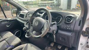 Vauxhall vivaro bi turbo - 20