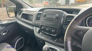 Vauxhall vivaro bi turbo - 23