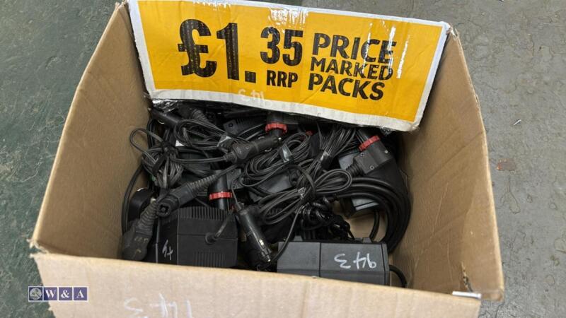 943
