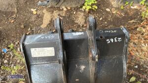JCB 19'' digging bucket (30mm pins) (unused) - 6