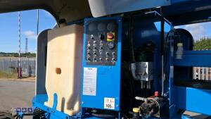 Genie Z-60/34 4&times;4 - 17
