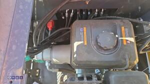 SV20R mini digger - 23