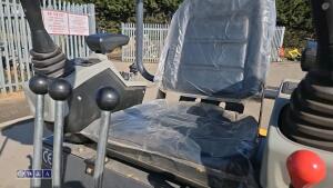 SV20R mini digger - 28
