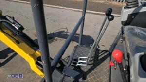 2026 STRV SV20R rubber tracked excavator (s/n: E02052) with bucket, blade, piped & thumb - 28